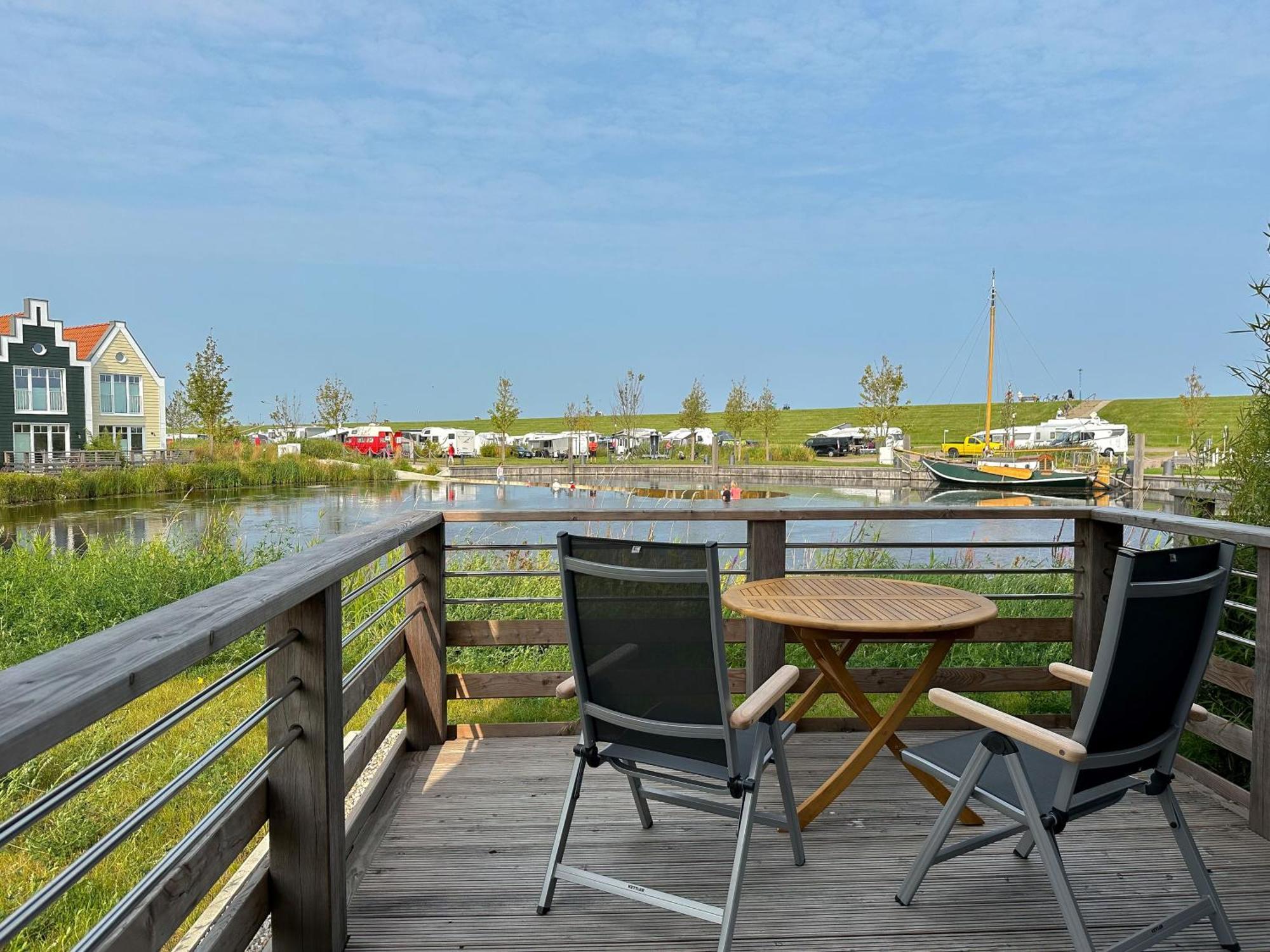 Fischerhaeuschen Am Kurpark Neuharlingersiel Exteriör bild